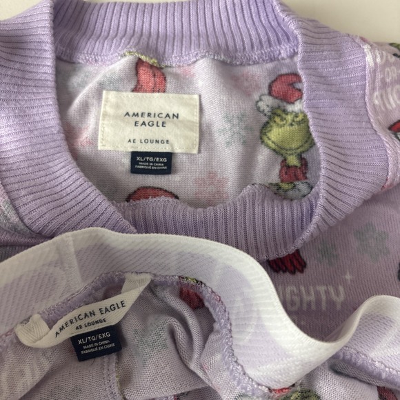 American Eagle Grinch Santa Pajama Set XL Top & Shorts AE Lounge naughty or nice - Picture 9 of 13